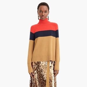 Colorblock turtleneck in super soft yarn